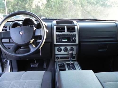 Dodge Nitro 2008 photo 1