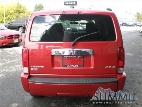 Dodge Nitro 2008 photo 3