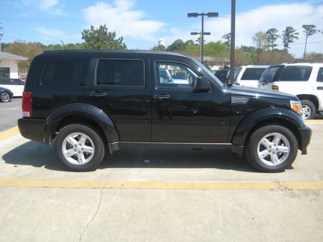 Dodge Nitro 2008 photo 2