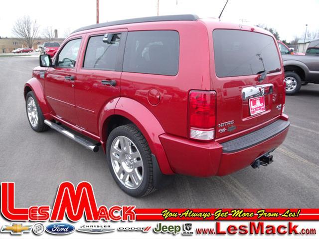 Dodge Nitro 2008 photo 1