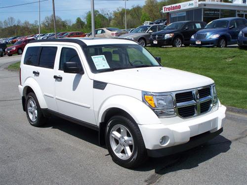Dodge Nitro 2008 photo 2