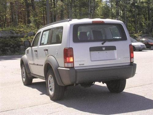 Dodge Nitro 2008 photo 2