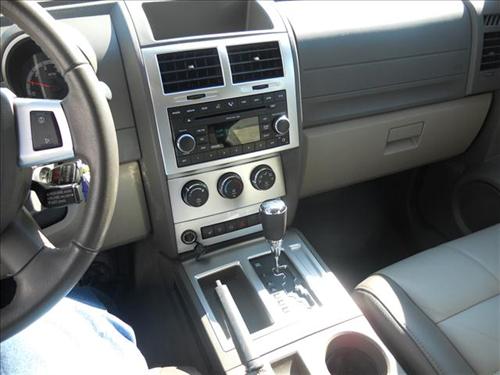 Dodge Nitro 2008 photo 1