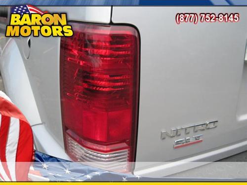 Dodge Nitro 2008 photo 1