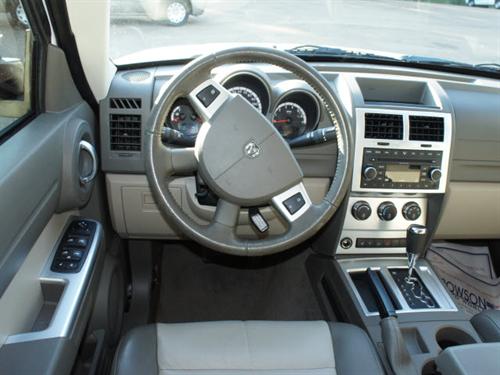 Dodge Nitro 2008 photo 2