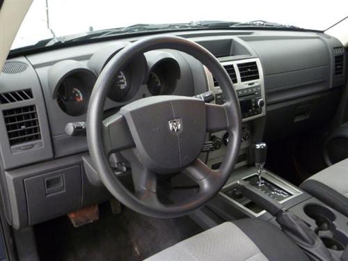 Dodge Nitro 2008 photo 2