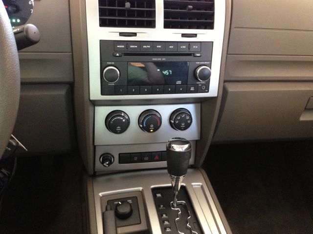 Dodge Nitro EX-L W/ DVD System SUV