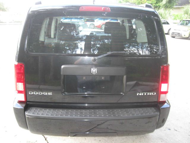 Dodge Nitro 2009 photo 10