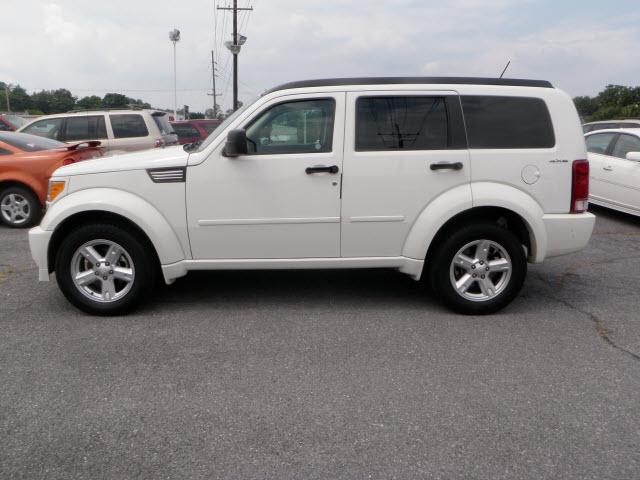 Dodge Nitro 2010 photo 1