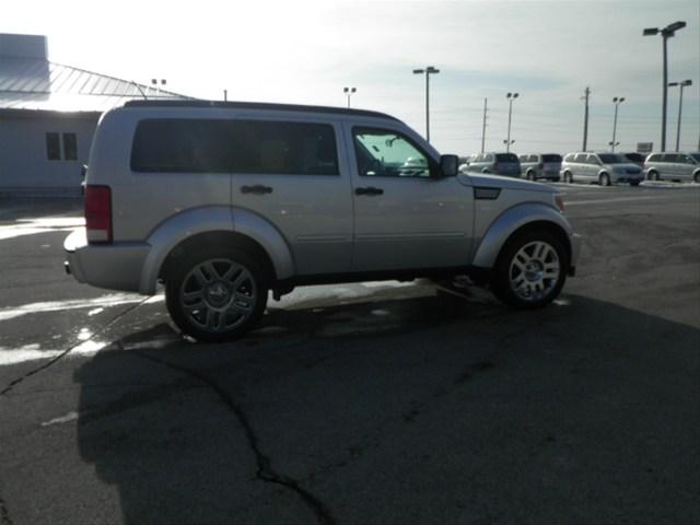 Dodge Nitro 2010 photo 4
