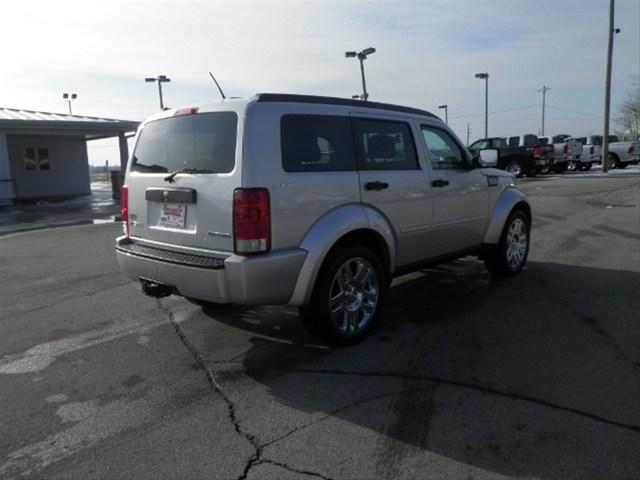 Dodge Nitro 2010 photo 5