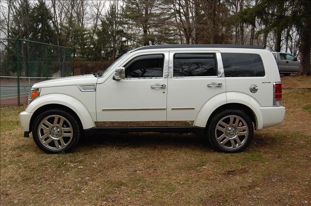 Dodge Nitro 2010 photo 1