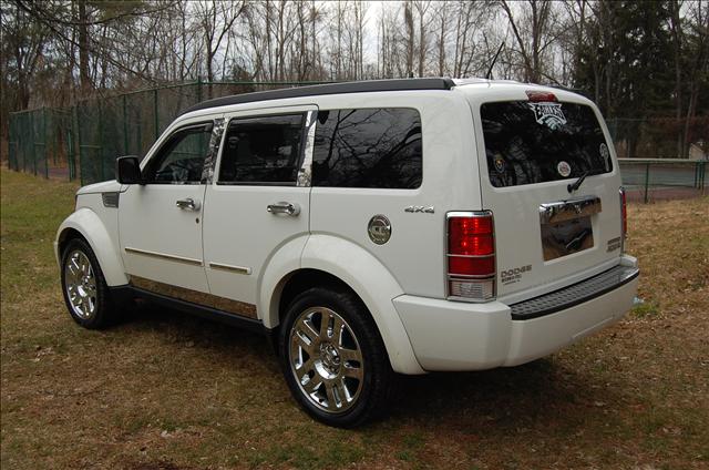 Dodge Nitro 2010 photo 2