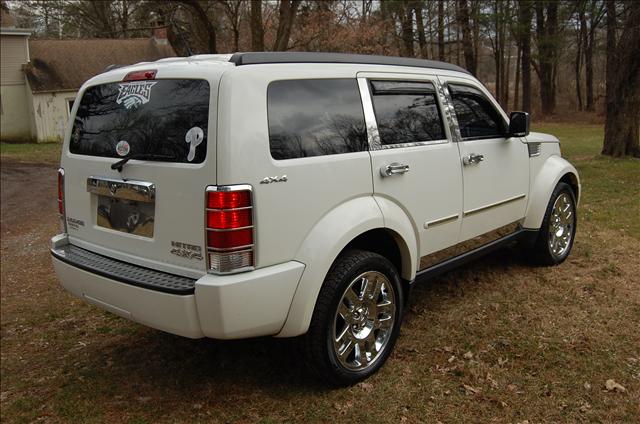 Dodge Nitro 2010 photo 3