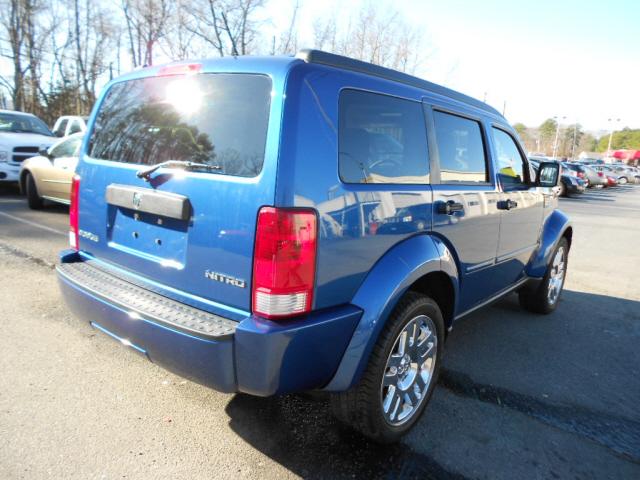 Dodge Nitro 2010 photo 3