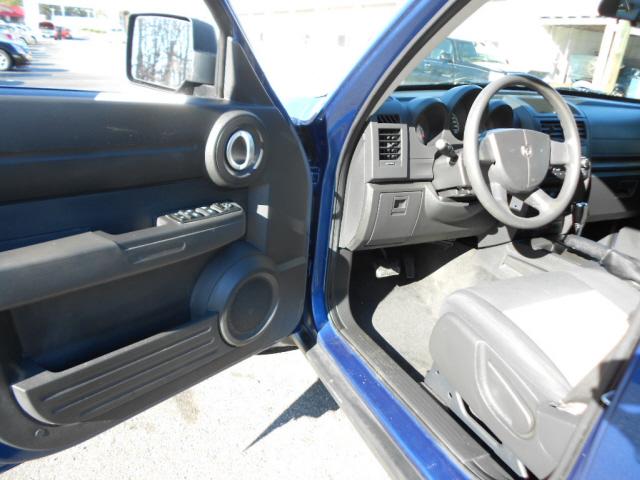 Dodge Nitro 2010 photo 5