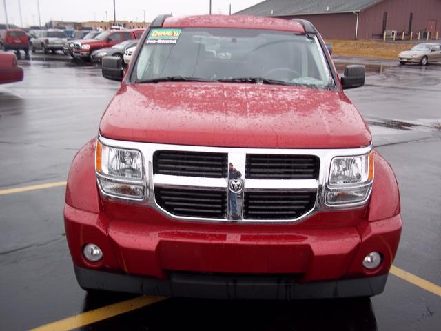 Dodge Nitro 2010 photo 1
