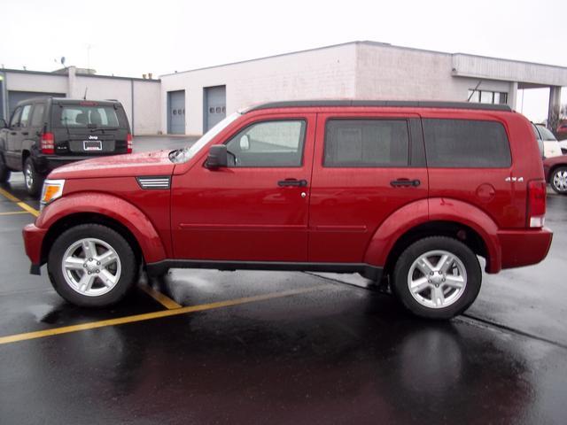 Dodge Nitro 2010 photo 3