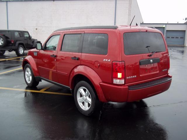Dodge Nitro 2010 photo 4