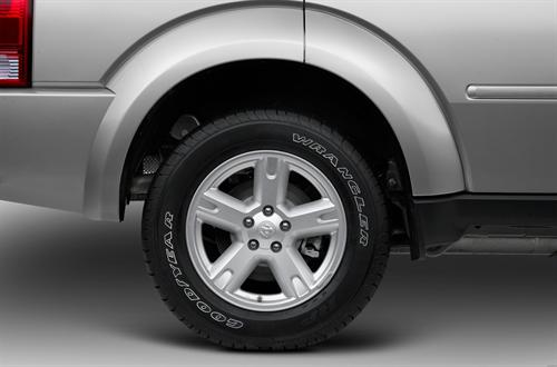 Dodge Nitro 2011 photo 3