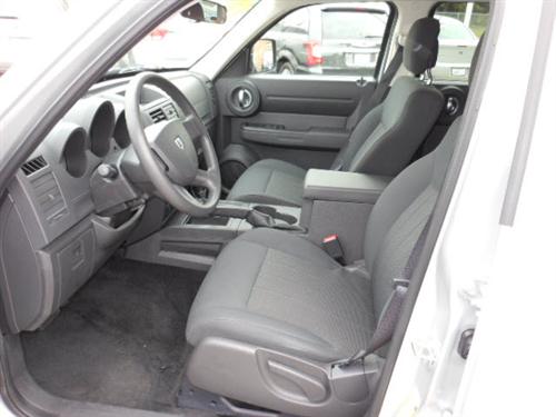 Dodge Nitro 2011 photo 2