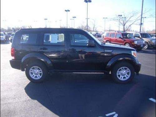 Dodge Nitro 2011 photo 1