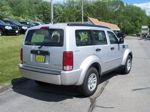 Dodge Nitro SE Other