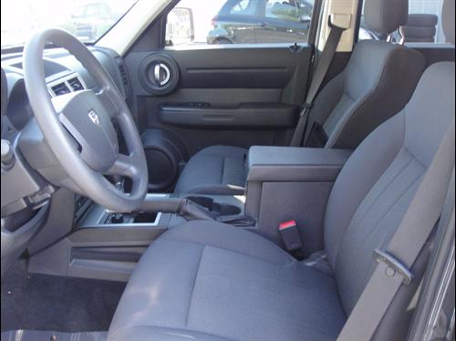 Dodge Nitro 2011 photo 3