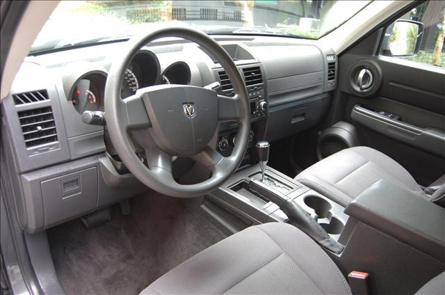 Dodge Nitro 2011 photo 4