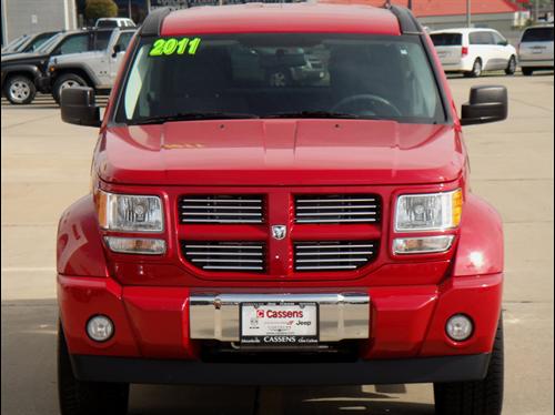 Dodge Nitro 2011 photo 3