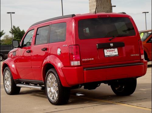 Dodge Nitro 2011 photo 4