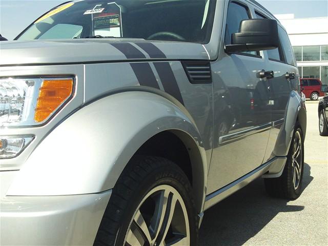 Dodge Nitro Limited DVD Gps Hemi Sport Utility