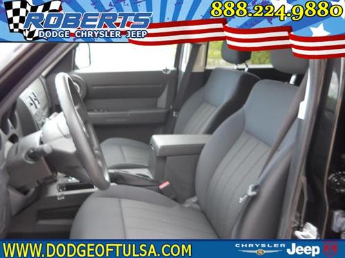 Dodge Nitro 2011 photo 1