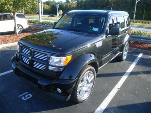 Dodge Nitro 2011 photo 2