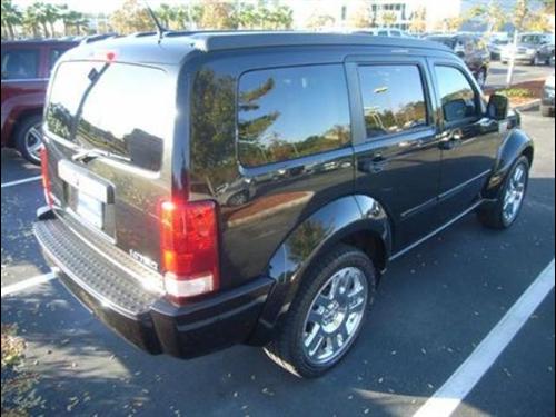 Dodge Nitro 2011 photo 3