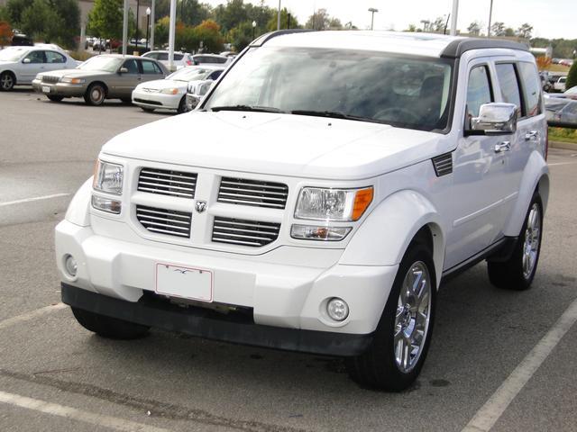 Dodge Nitro 2011 photo 1