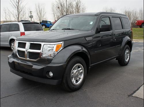 Dodge Nitro 2011 photo 1
