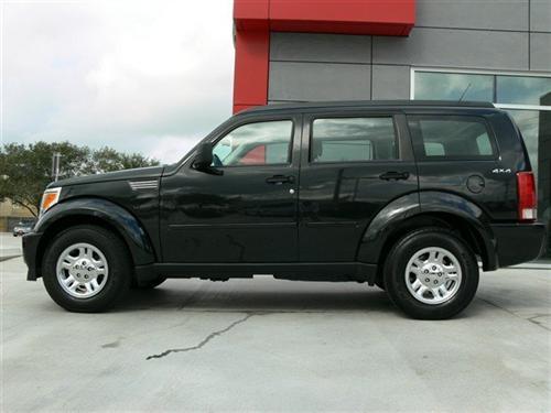 Dodge Nitro 2011 photo 3