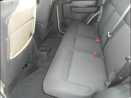 Dodge Nitro 2011 photo 2