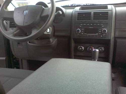 Dodge Nitro 2011 photo 1