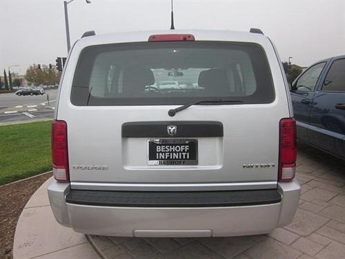 Dodge Nitro 2011 photo 2