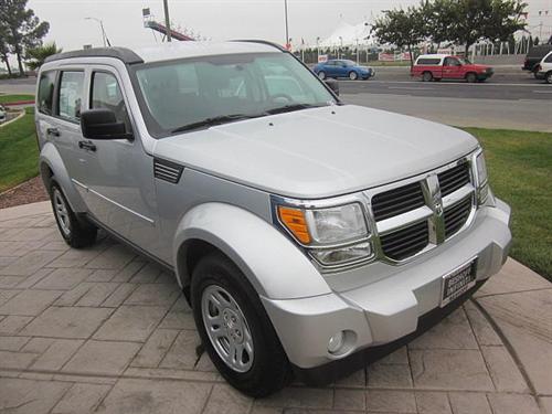 Dodge Nitro 2011 photo 3