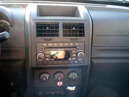 Dodge Nitro 2011 photo 5