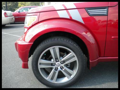 Dodge Nitro 2011 photo 1