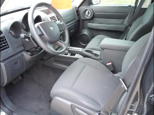 Dodge Nitro 2011 photo 3