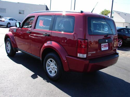 Dodge Nitro 2011 photo 2