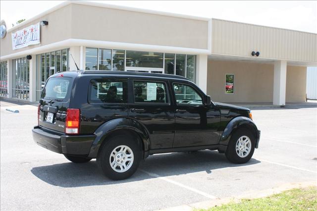 Dodge Nitro 2011 photo 3