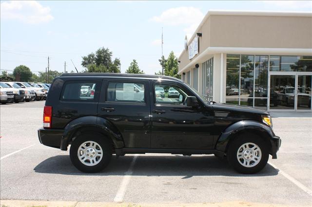 Dodge Nitro 2011 photo 4