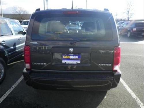 Dodge Nitro 2011 photo 3