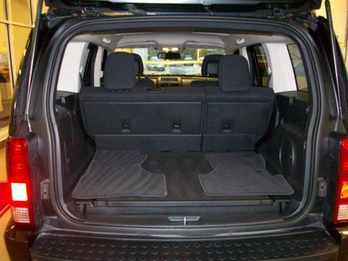 Dodge Nitro 2011 photo 2